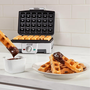 Máquina para hacer palitos de waffle WAF-ST6 de Cuisinart®